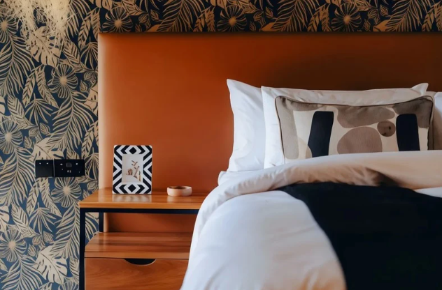 Amarembo Bed